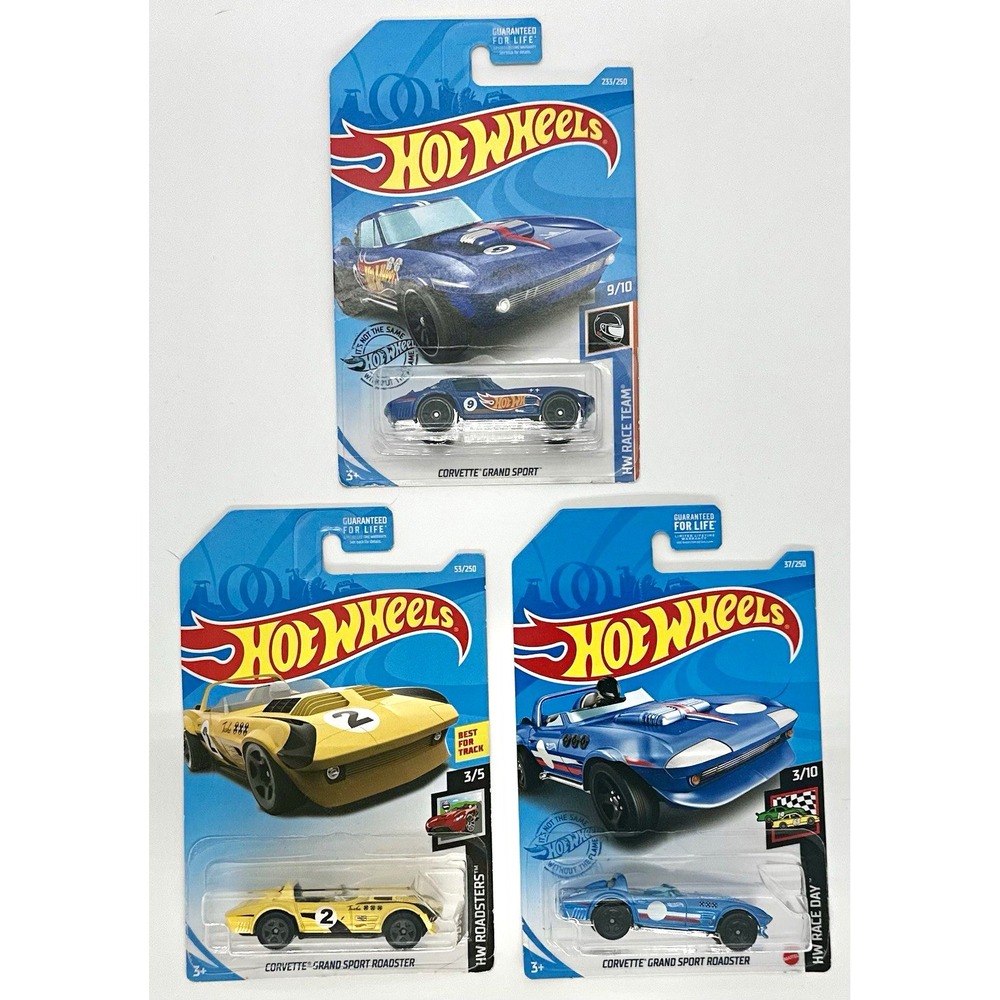 Hot Wheels Corvette Grand Sport & Roadster Lot of 3 Race Team Roadsters 1:64
